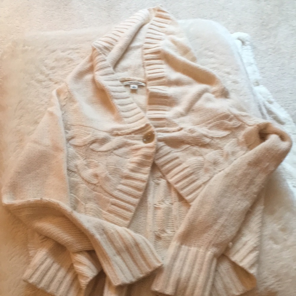 Banana Republic cream sweater